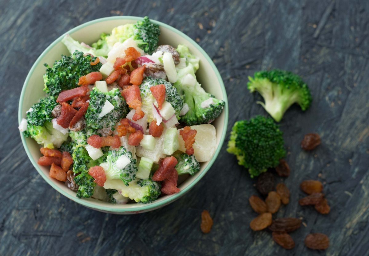 Verdens bedste broccolisalat