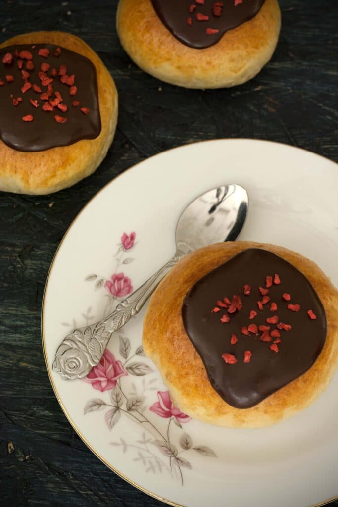 Fastelavnsboller med remonce