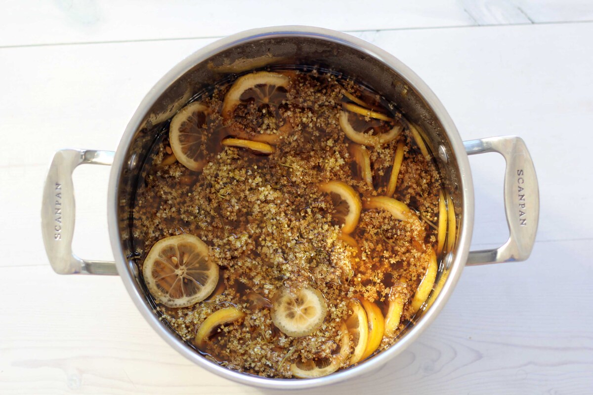 Hyldeblomstsaft