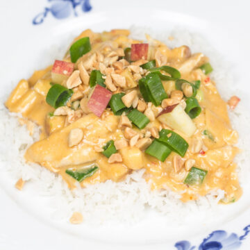 Kylling i cremet peanutbutter sauce