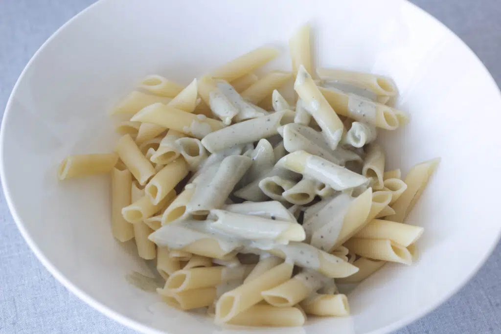 pasta med blåskimmelsauce