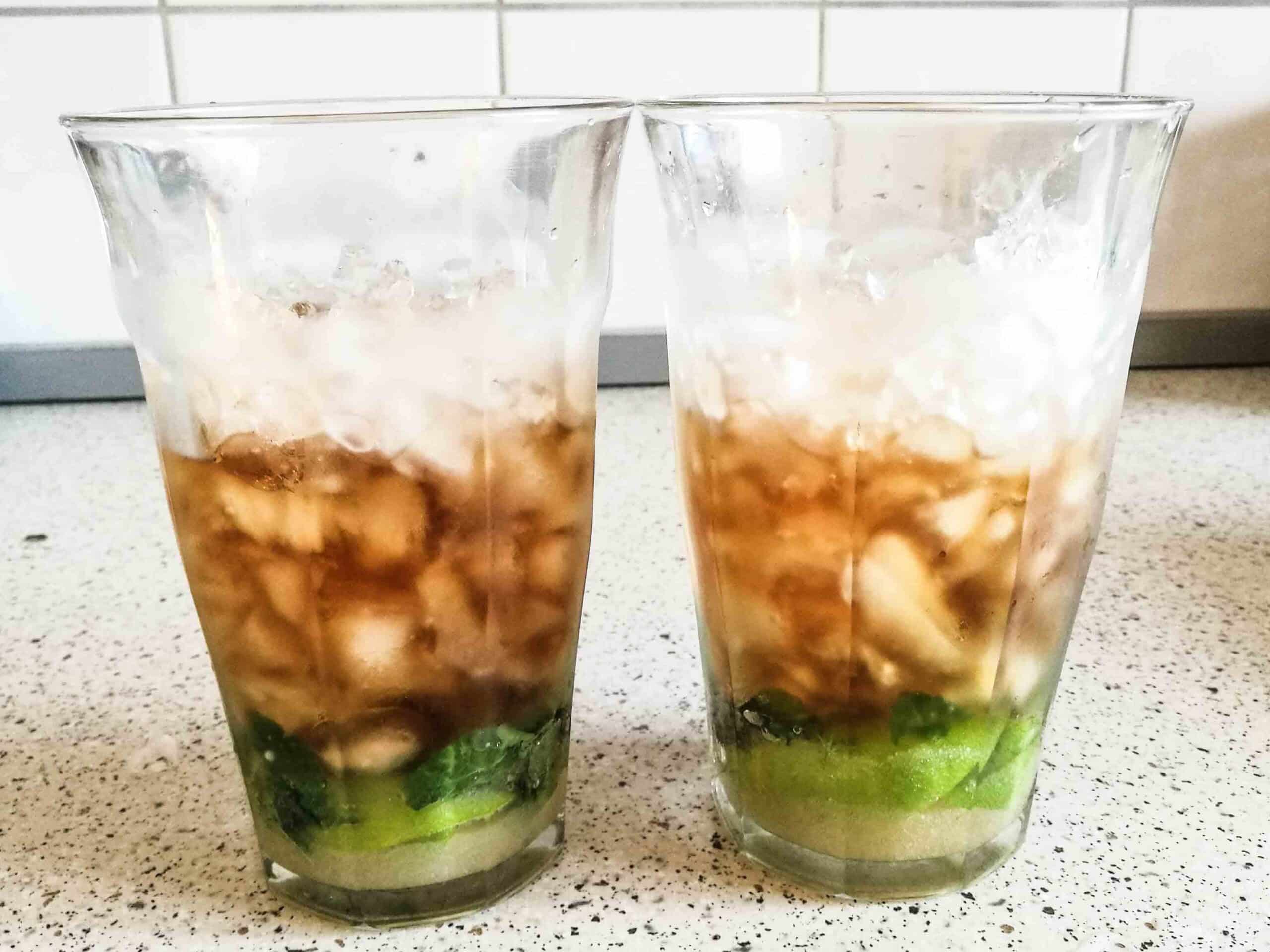 Mojito med rom og mynte