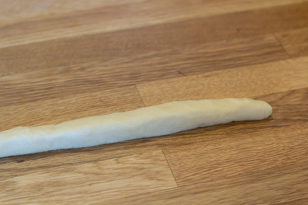 Dej til finskbrød formes