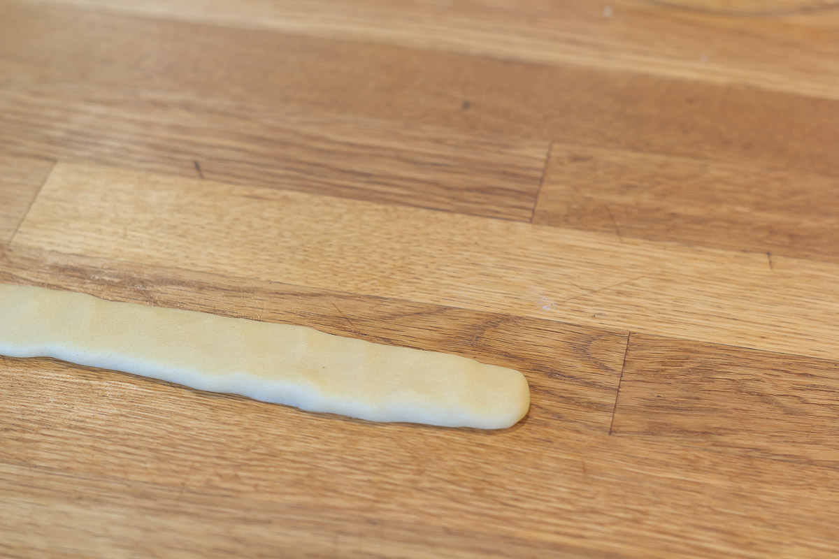 Dej til finskbrød formes
