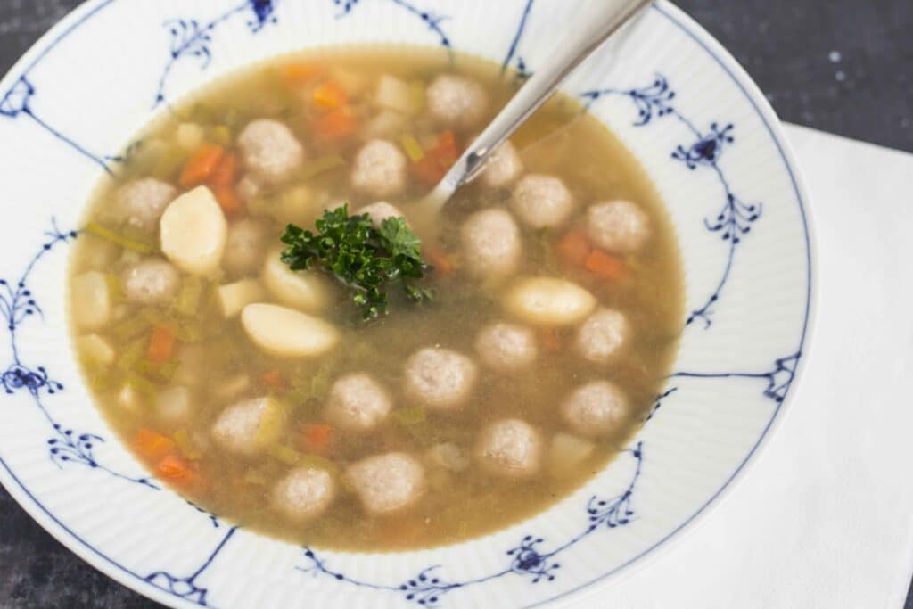 Hønsekødssuppe