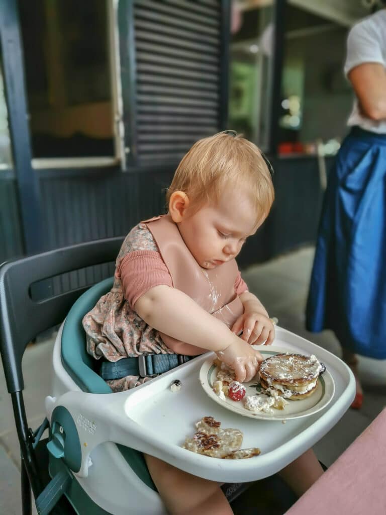 kage til 1-års fødselsdag - den første kage