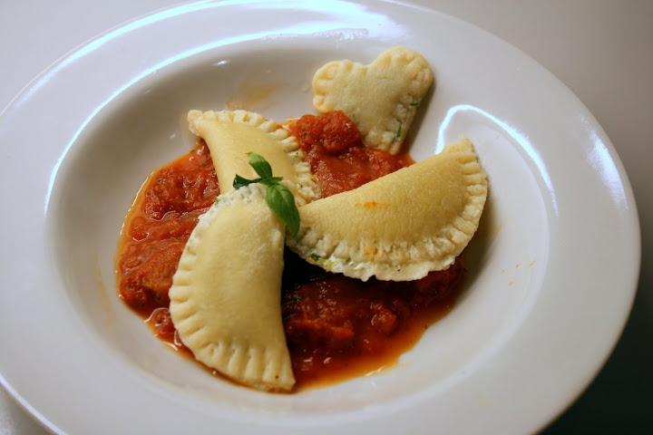 Ravioli med spinat og ricotta