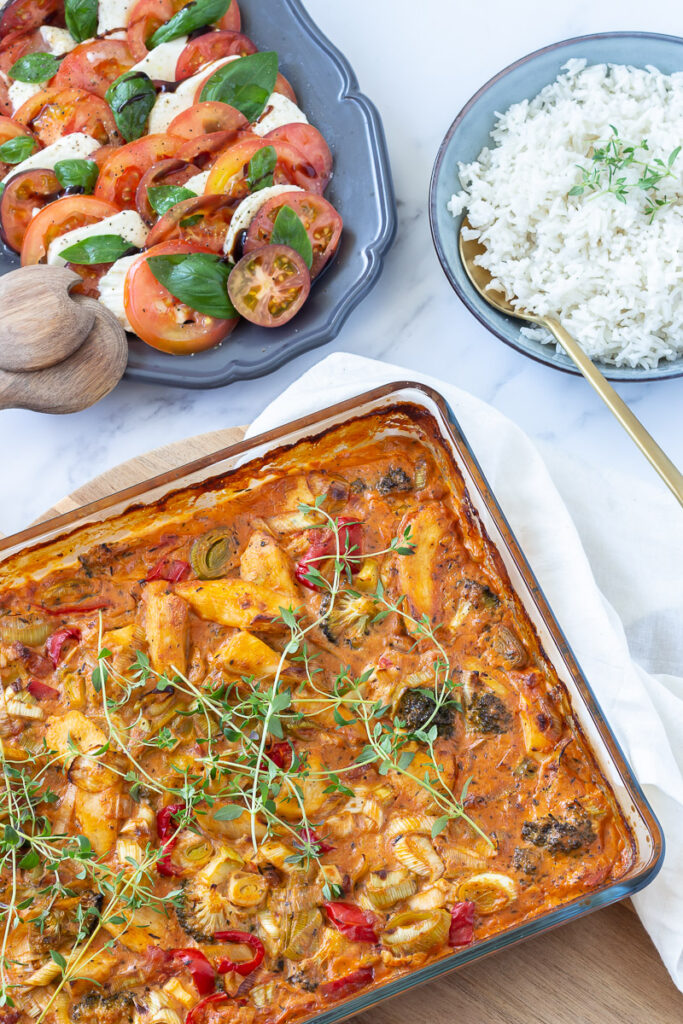 Kylling i fad med pikant ost Hurtig og lækker hverdagsmad