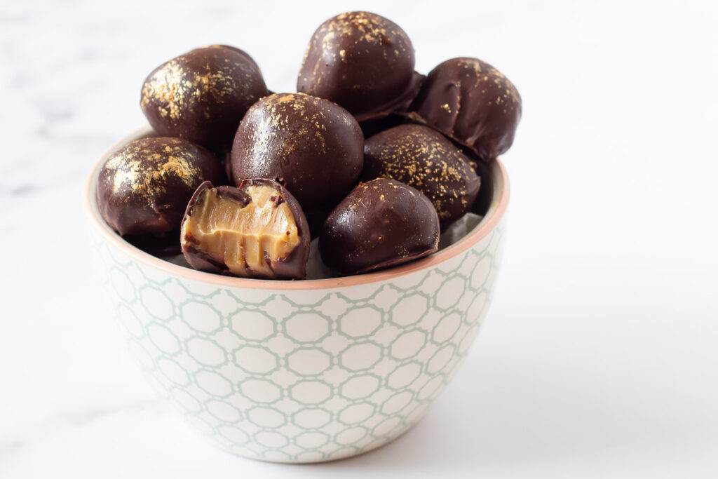 Chokoladekugler med karamel og Baileys
