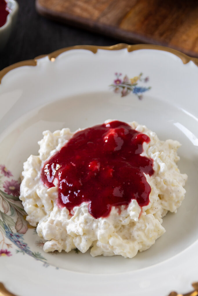 Risalamande med jordbærsauce ()