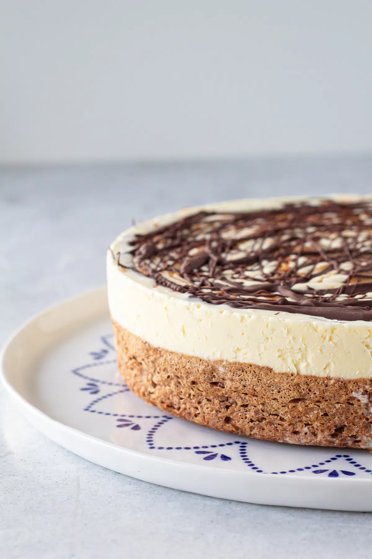 Islagkage med karamel og chokolade ()